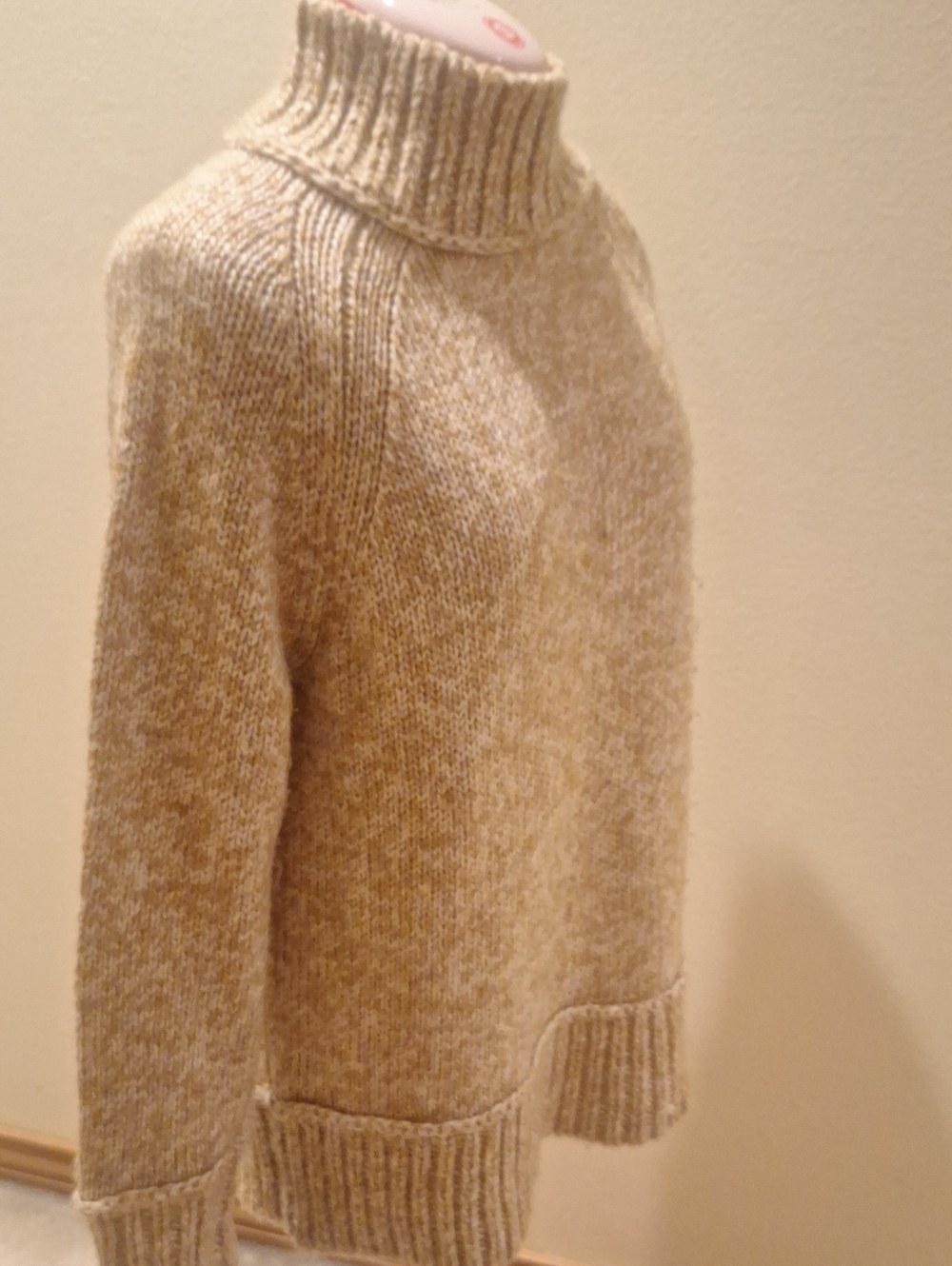 Michael Kors Beautiful Fall Cream-Tan Marled Turtleneck Sweater Size M